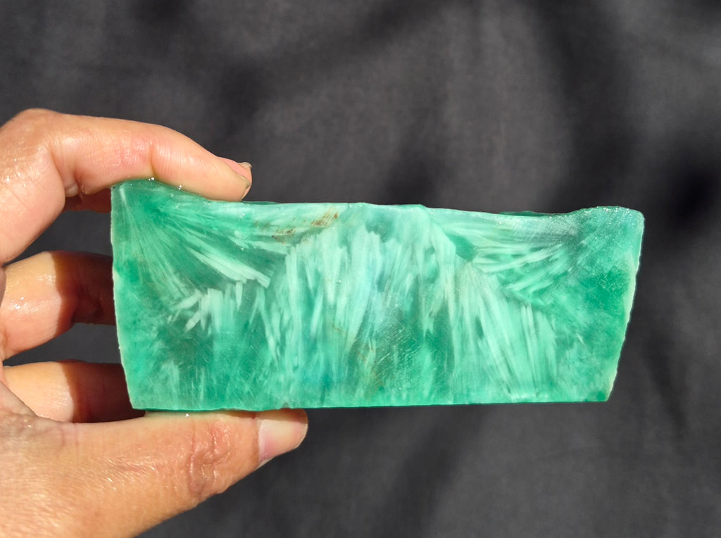 Starburst Stone – Green Rough – 413g