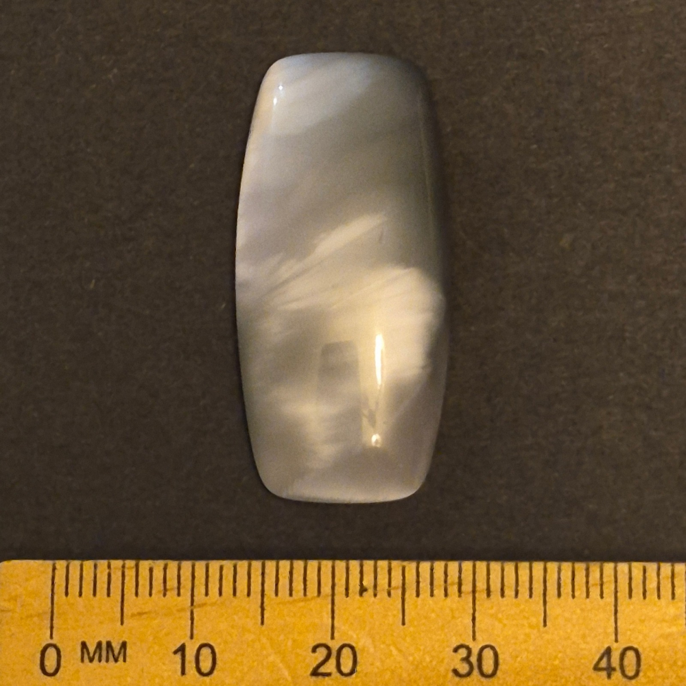 Starburst Stone Colour-Change Lilac Cabochon
