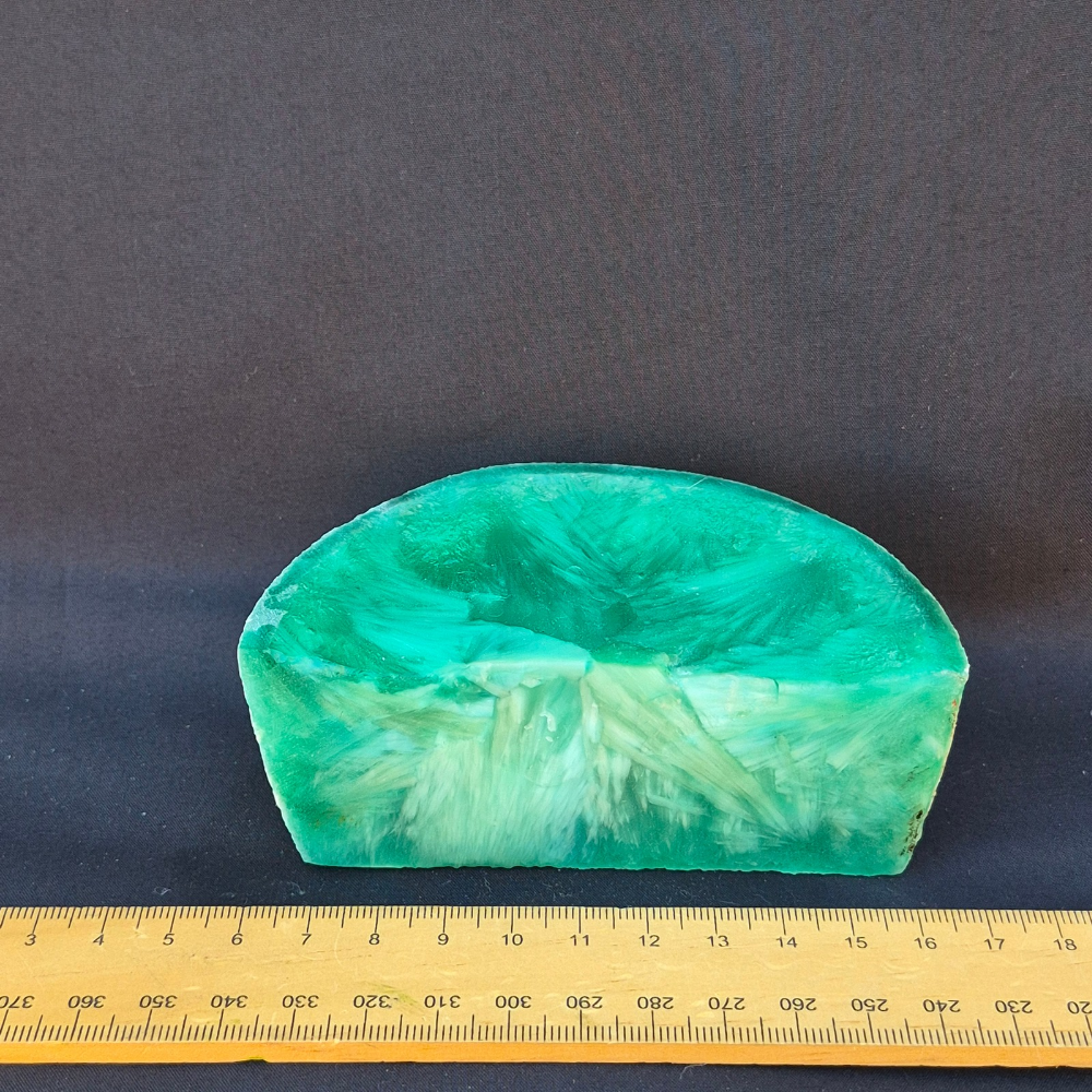 Starburst Stone - Green Rough - 451g
