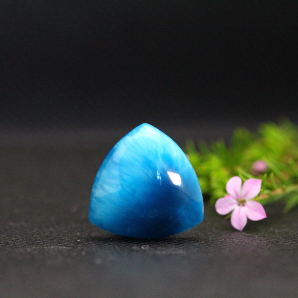 Starburst Stone Sky Blue Trillion Cabochon
