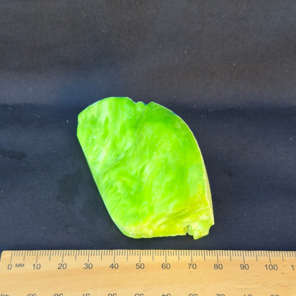 Starburst Stone - Lime Green Rough - 149g