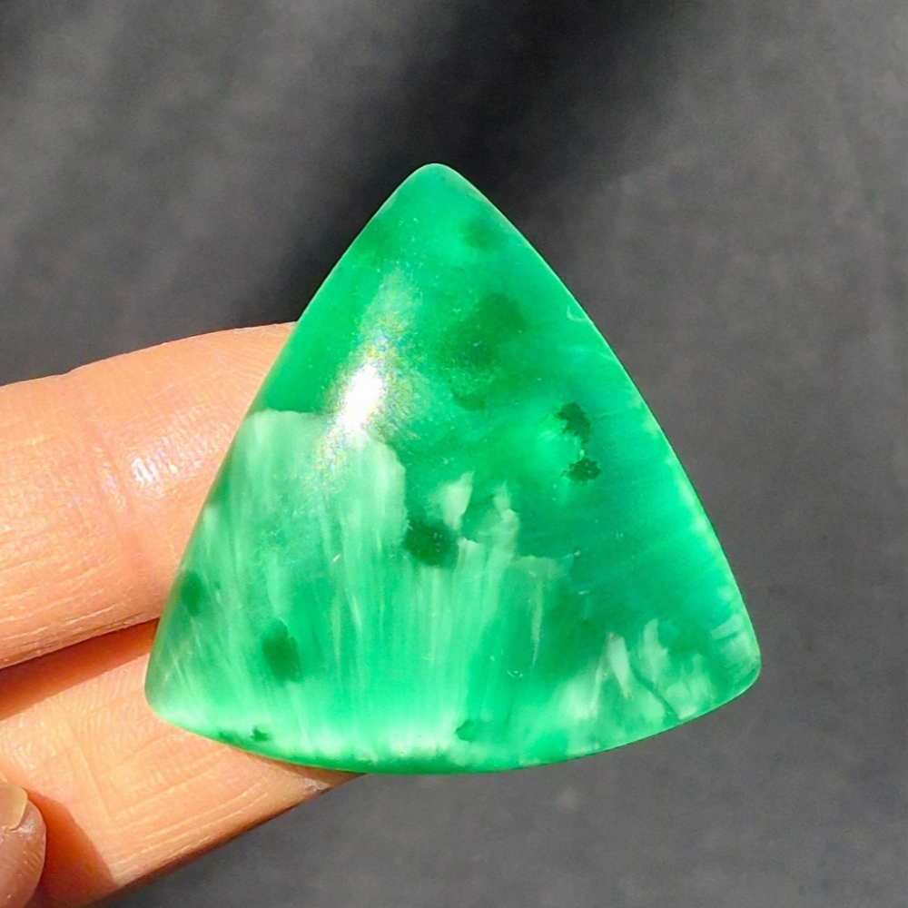 Starburst Stone Green Trillion Cabochon