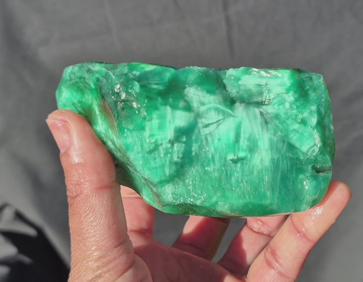 Starburst Stone - Green Rough - 532g