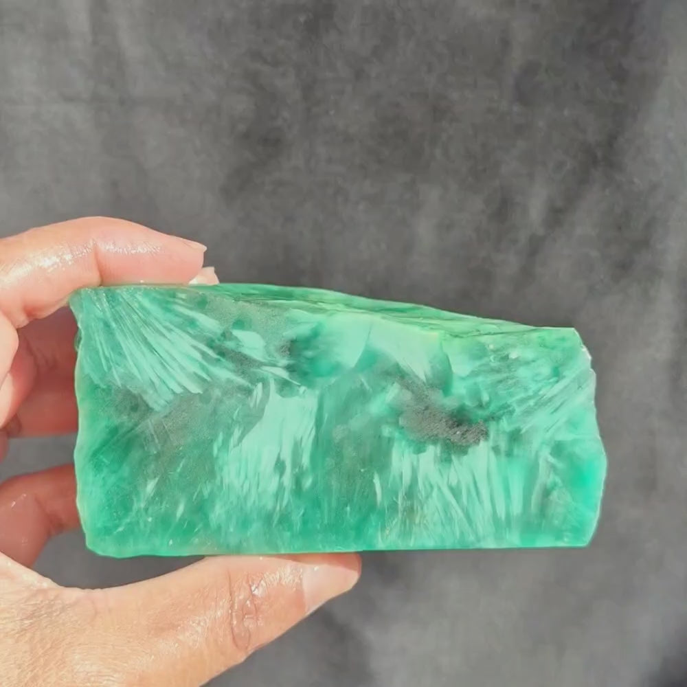 Starburst Stone - Green Rough - 415g