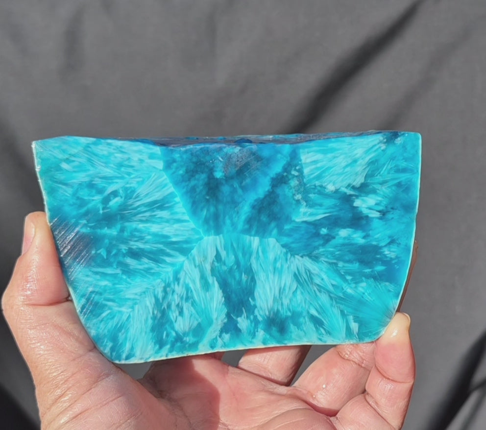Starburst Stone - Teal Blue Rough - 674g