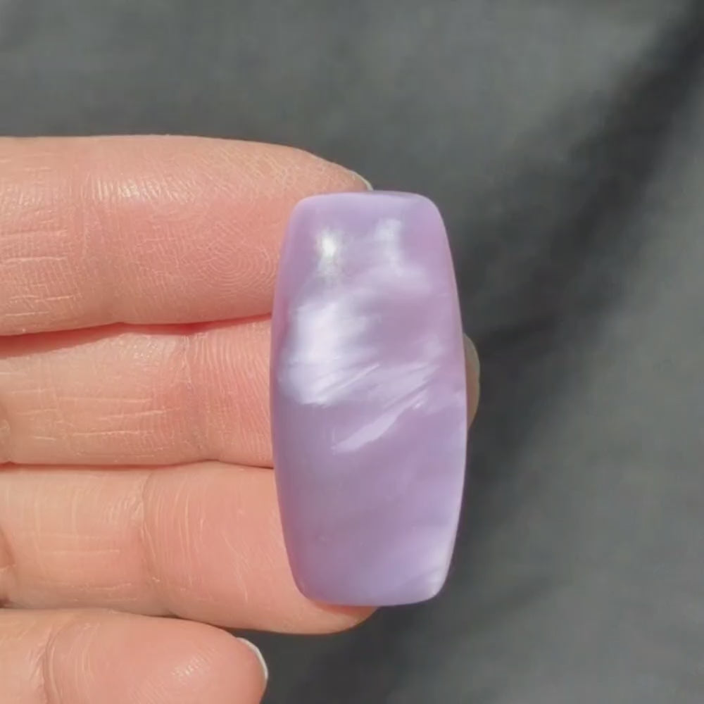 Starburst Stone Colour-Change Lilac Cabochon