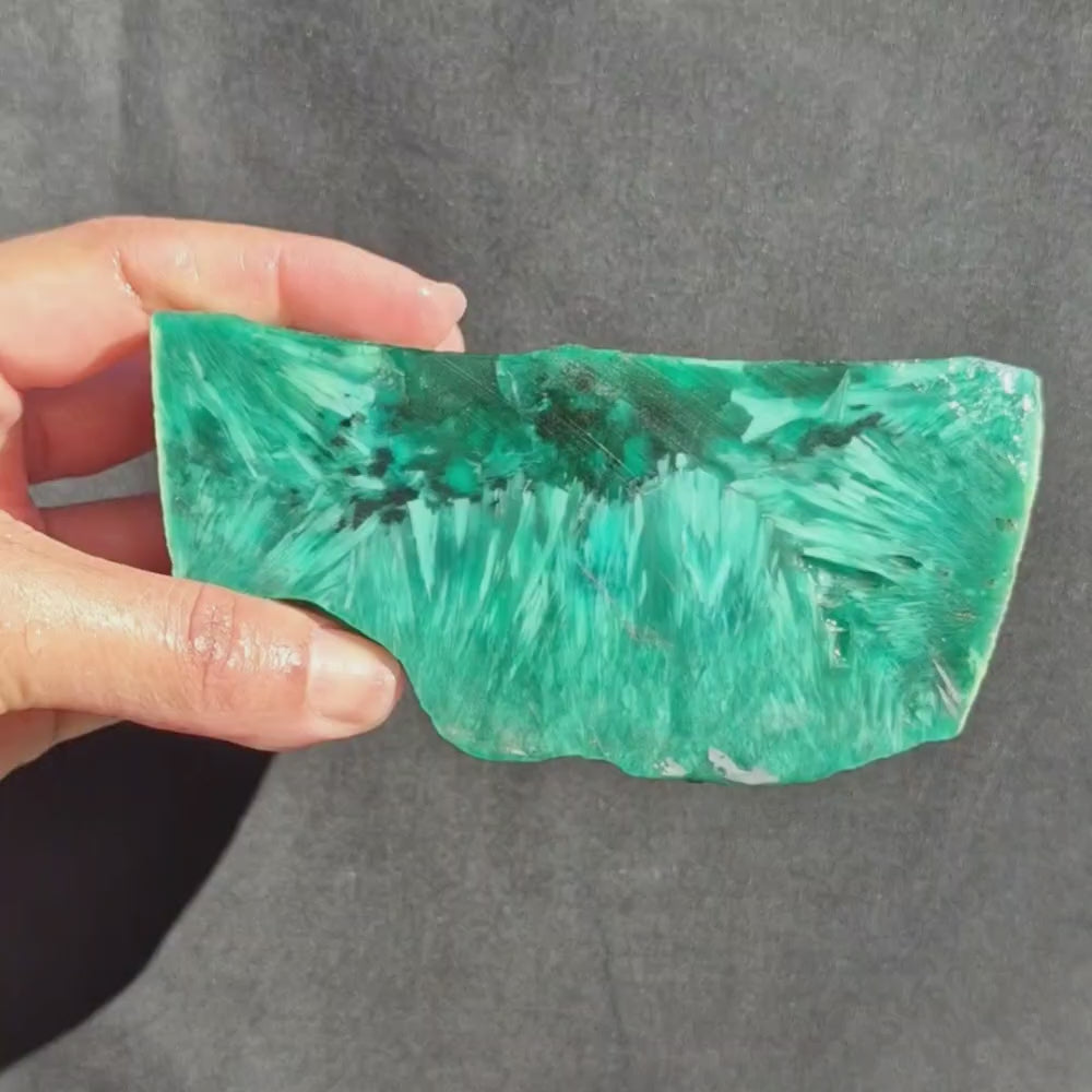 Starburst Stone - Green Rough - 476g